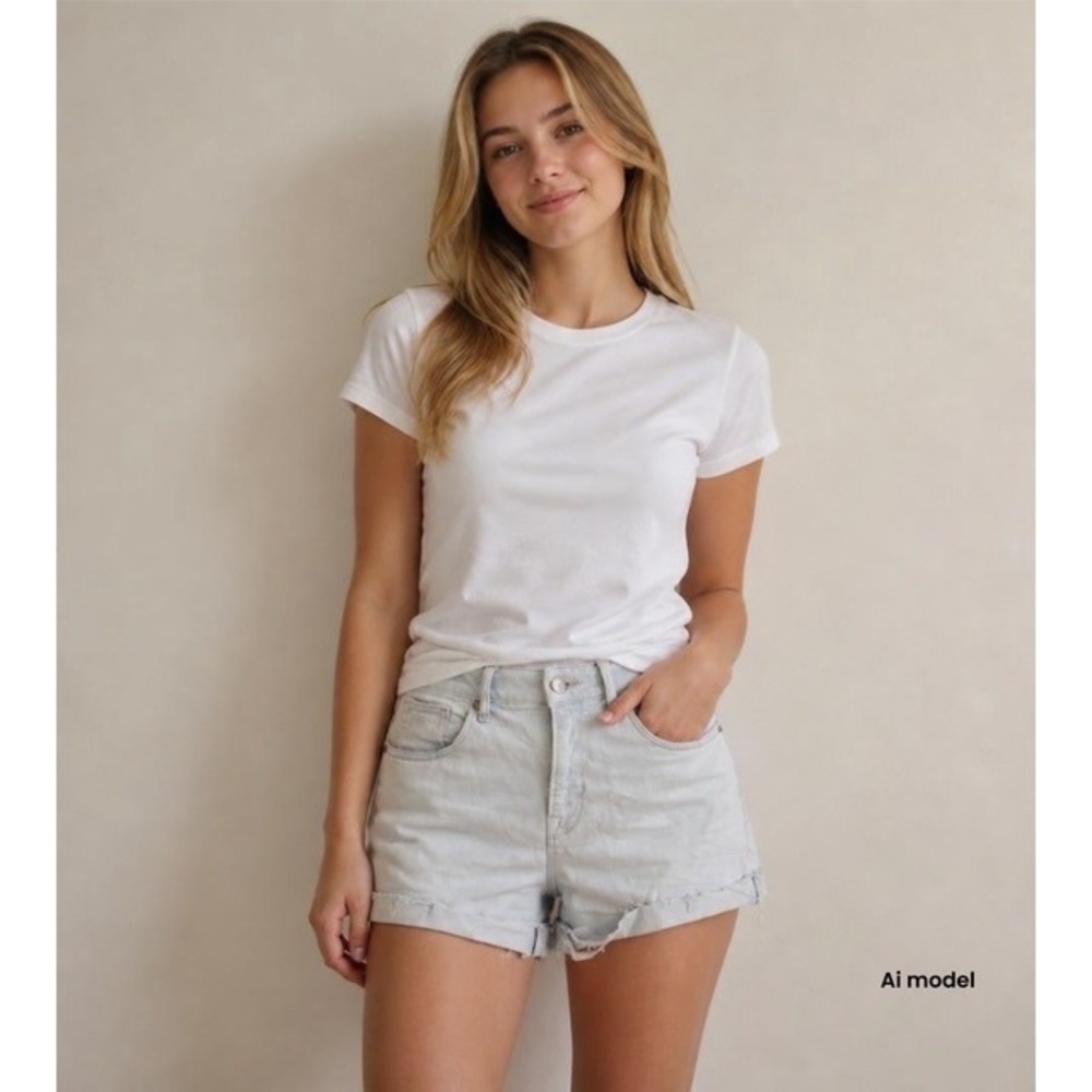Good American Shorts Size 14 Women's Light Blue Stretch Cut Offs 90s Retails $99